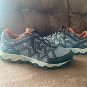 Men’s Columbia Peakfreak X2 Size 9